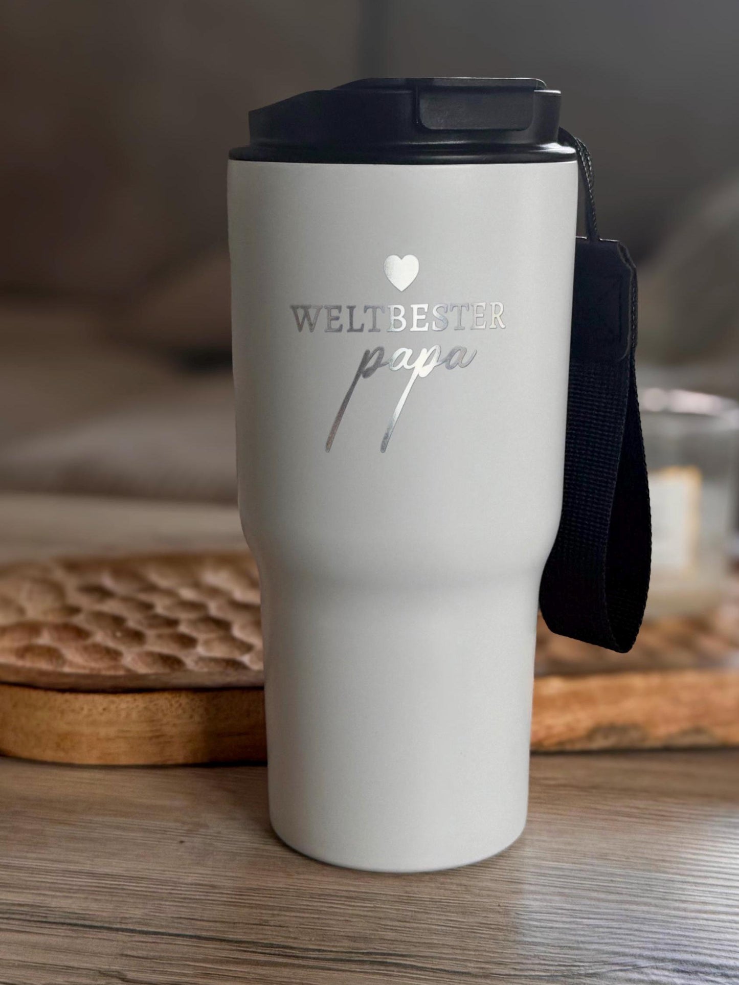 Personalisiertes Geschenk zum Vatertag – “Weltbester Papa” Thermobecher (550 ml)