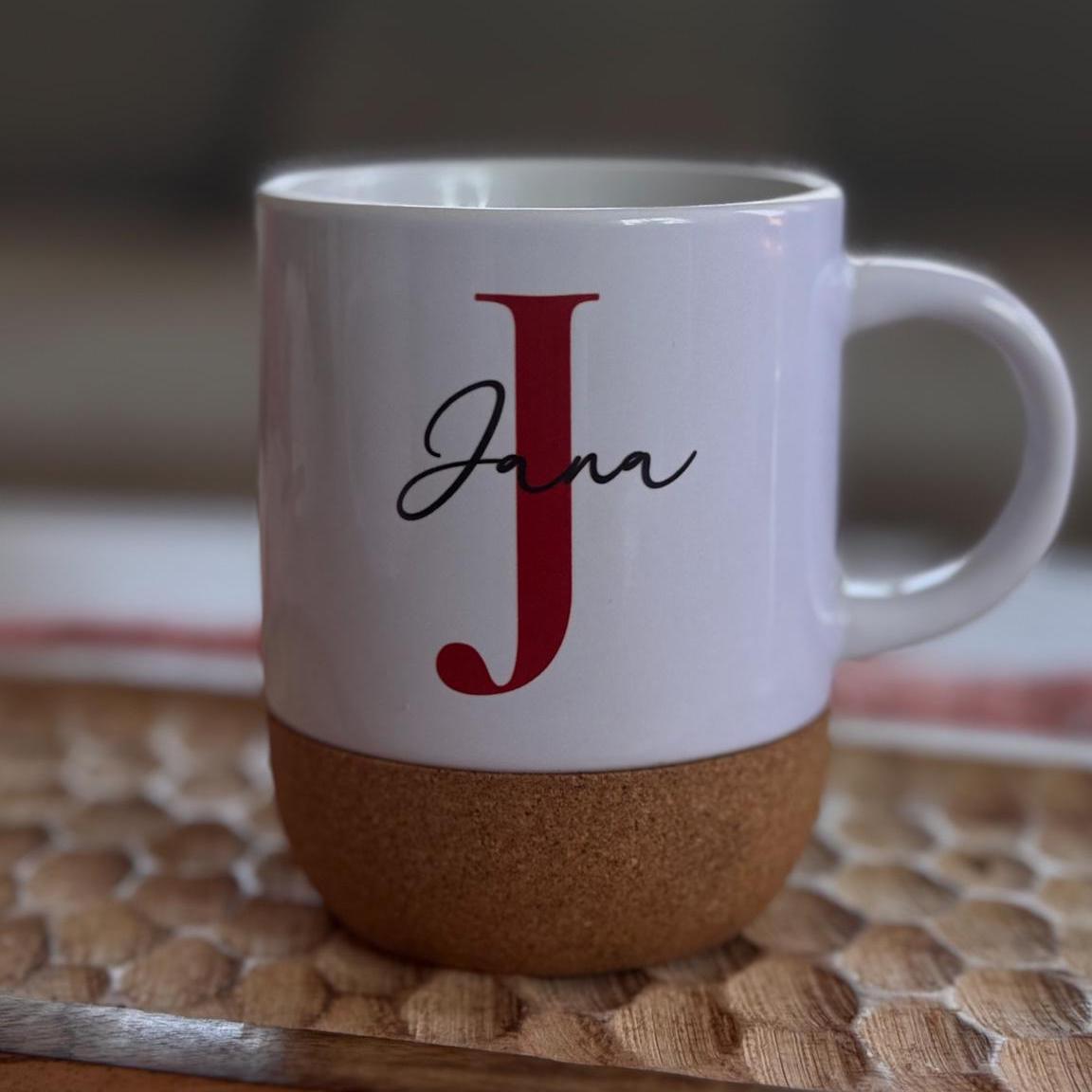 Personalisierte Tasse mit Name – Korkboden – Geschenk Idee – 330ml Keramiktasse – Modern – Handwäsche – Nicht Spülmaschinenfest
