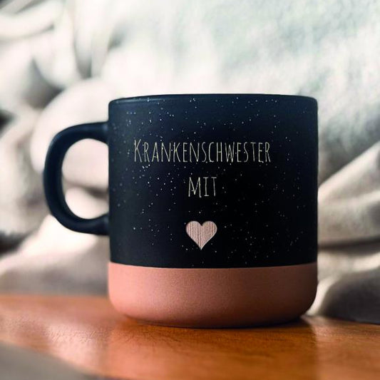 Personalisierbare Tasse "Krankenschwester mit Herz" – Stilvoll, Persönlich & Vielseitig das perfekte Geschenk