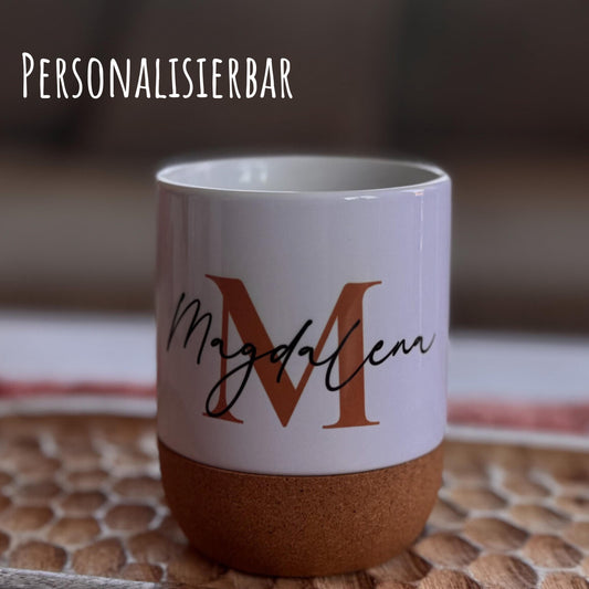 Personalisierte Tasse mit Name – Korkboden – Geschenk Idee – 330ml Keramiktasse – Modern – Handwäsche – Nicht Spülmaschinenfest