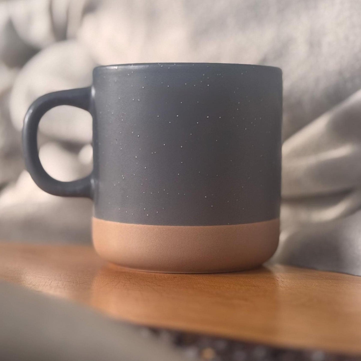 Personalisierbare Keramik Tasse  – Geschenk zum Muttertag Stilvoll, Persönlich & Vielseitig
