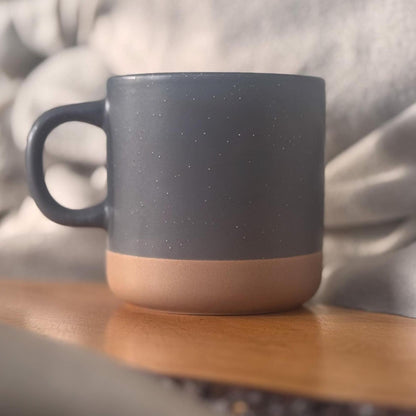 Personalisierbare Keramik Tasse  – Geschenk zum Muttertag Stilvoll, Persönlich & Vielseitig