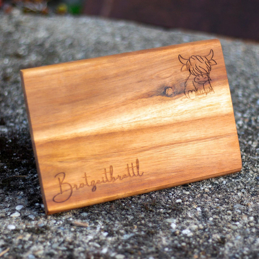 Personalisierte Akazien Schneidebrett mit Lasergravur  Wunschtext & Motiv, Hochzeitsgeschenk, FSC Holz, langlebig, Geschenk zur Hochzeit