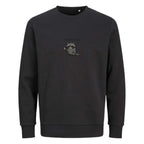 I Require Snacks Sweater | Lustiger Waschbär Pullover | Unisex Bio-Sweatshirt | Tiermotiv Geschenk | Winter Outfit | Snack Lover |
