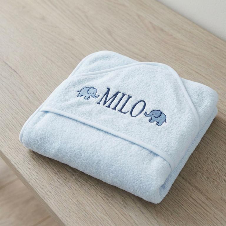 Personalisiertes Baby Kapuzenhandtuch mit Namen bestickt aus Gekämmter Baumwolle, Badetuch Baby Geschenk zur Geburt kuschelig weich