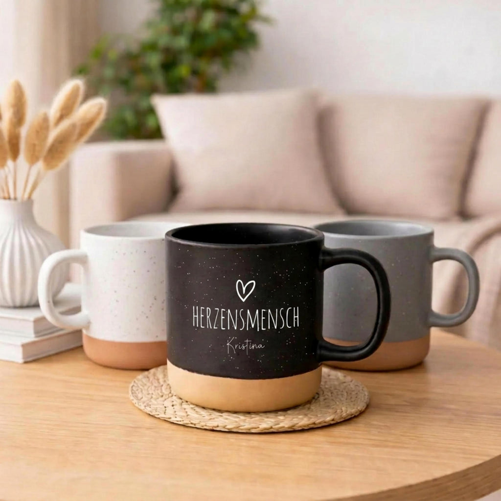 Personalisierte Keramiktasse mit Gravur Herzensmensch“ | 360 ml Tasse mit Namen, Geschenk für Frauen & Männer, Kaffee,Tee,Spülmaschinenfest